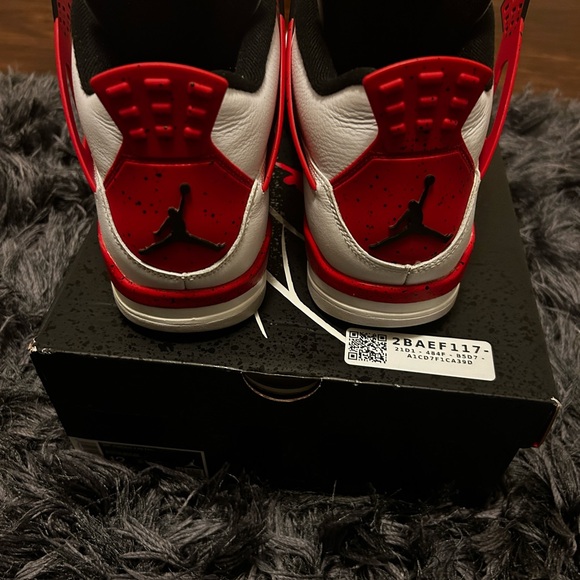 Jordan 4 red cement size 12 - Picture 4 of 4